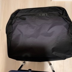 折りたたみ施術ベッドの画像