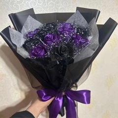 11本黒・濃い紫バラブーケ　リボンバラ　枯れない薔薇プレゼントお祝い　好きな人への画像