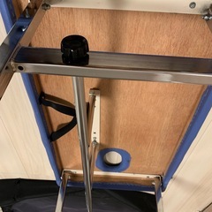 折りたたみ施術ベッドの画像