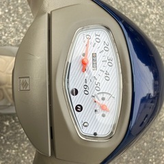 オートバイ　バイク　車体　スクーター　自己紹介ご覧下さい。レッツ　５の画像