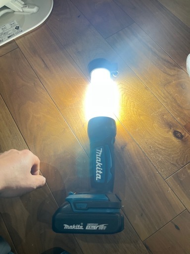 Makita ML807純正バッテリー付き