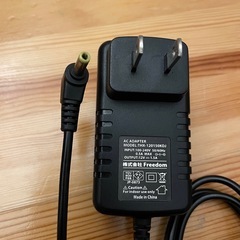 CASIO 電子キーボード（電池使用OK／ACアダプター不具合あり）の画像