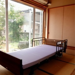 お泊まりデイ夜勤｜日給21,200円〜｜最大6名｜送迎・入浴なし｜週1〜OK｜研修2回は2名体制の画像