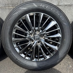 30アルファードエグゼクティブラウンジタイヤホイールセットの画像