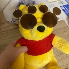 プーさんとクマのぬいぐるみ
の画像