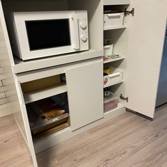 【セット販売】　美品　短期間使用　木製棚（うる覚えですが確かロウヤだったと思います…失念）　電子レンジ（無印良品）　炊飯器（ハイアール）の画像