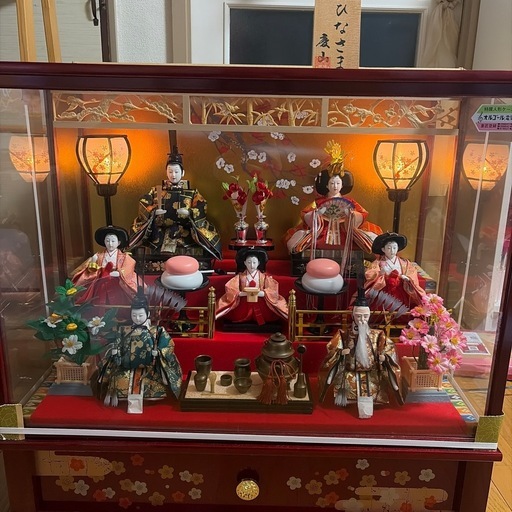ひな壇（明かり、オルゴールつき）