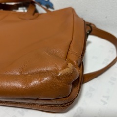 革カバンの画像