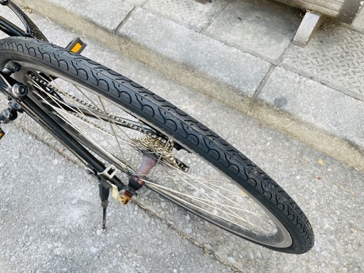『ＳＡＬＥ　３０％』　クロスバイク　フジ　７００ｘ２８ｃ　2x8変速　フレーム　アルミ　黒　配達可能