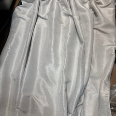 カーテンの画像