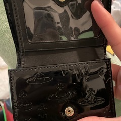 ヴィヴィアン3つ折り財布の画像