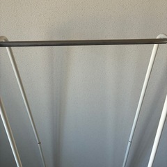 ハンガーラックの画像