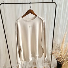 terawearバックプリントトレーナーの画像