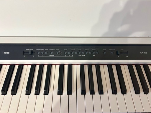 KORG LP350 電子ピアノホワイト