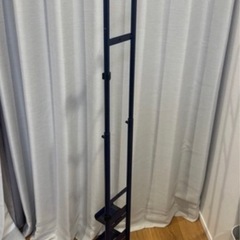 ダイソンもOK！　掃除機スタンド　
ネイビーの画像