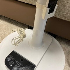 扇風機　白　アイリスオーヤマの画像