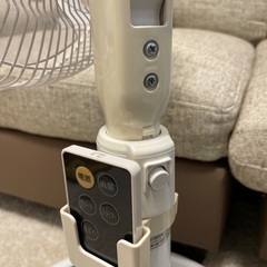 扇風機　白　アイリスオーヤマの画像