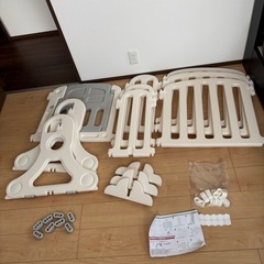 お値下げ中！2/19まで掲載予定！ベビーゲートの画像