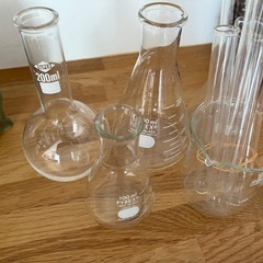 フラスコ　ビーカー　試験管　詰め合わせ　引き取り限定の画像
