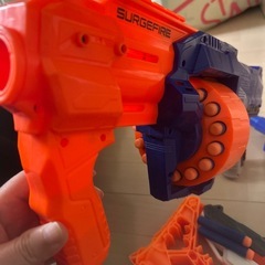 NERF SURGEFIRE トイガンの画像