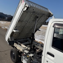 スズキ　キャリートラック　ダンプ　DA16Tの画像