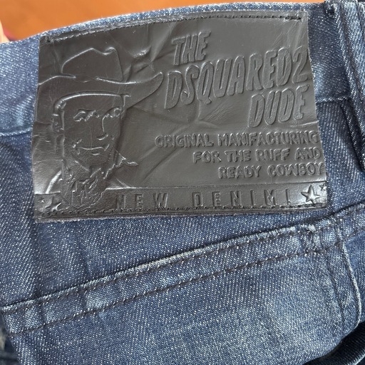 ディースクエアード DSQUARED2