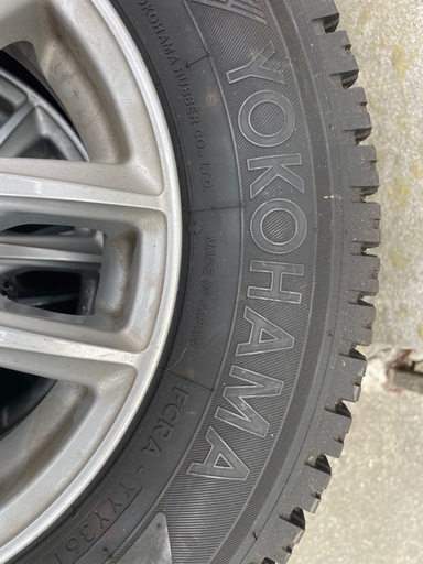 145R12スタッドレス　４本
