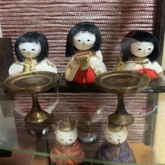 ガラスケース入りひな人形
の画像