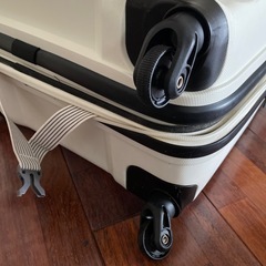 【難あり】キャリーケース　旅行バッグ　の画像
