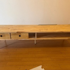 テレビテーブルの画像