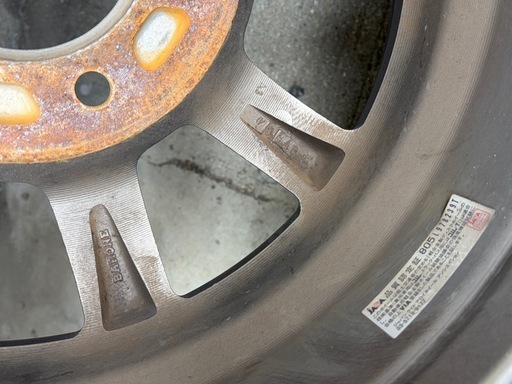 ファブレス BARONE MC-９ 16インチ 6.5J +38　139.7 6H 215/65R16