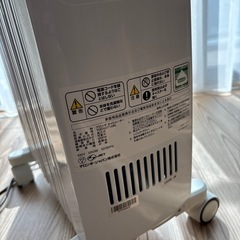 無料！3/1まで限定出品。。デロンギ　オイルヒーターの画像