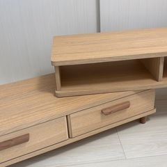 テレビ台の画像