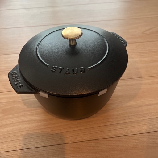 新品未使用　STAUB  ラ・ココット de GOHAN 20cm ブラック