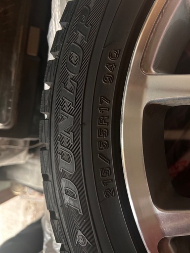 タイヤ 215/55R17　スタッドレス