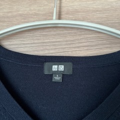 【美品】　UNIQLO  カットソー　ネイビー　Lサイズの画像