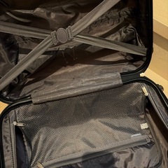 キャリーケース　小の画像