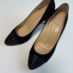 パンプスヒール高め22.5EEの画像