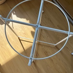 【無料譲渡】IKEA GLADOM テーブル（黒・白）の画像