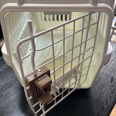 動物用キャリーの画像