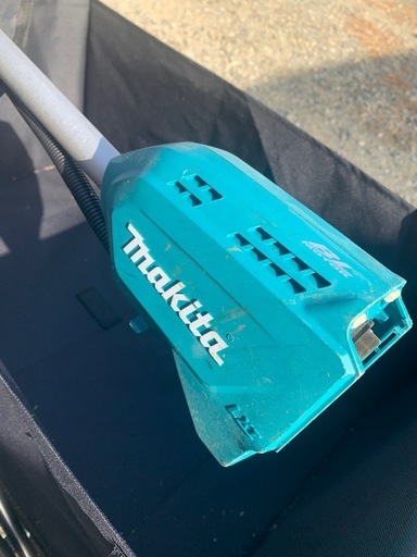 マキタ　18V 草刈機