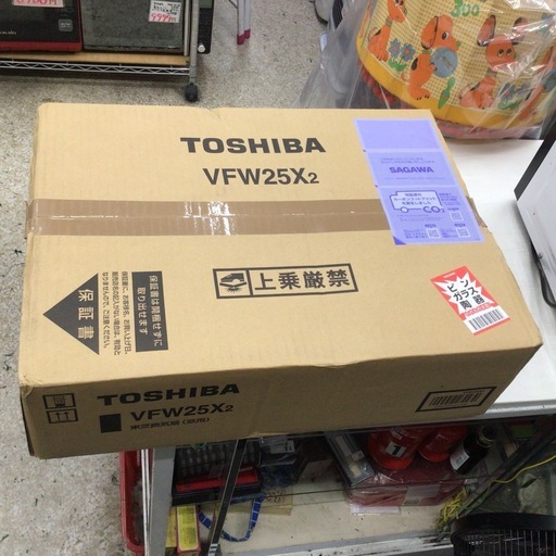 未開封商品　
窓用換気扇 TOSHIBA VFW-25X2