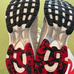 adidas ランニングシューズ BOOST 28.0cm ホワイト系の画像