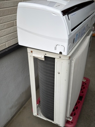 シャープ/取付け工事込/2018年製/クリーニング済 ?美品！?6畳用 