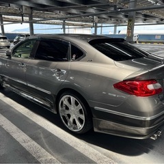 イベント出場車／制作費300万超／F51シーマVIP／ワンオフエアロ低音マフラーの画像