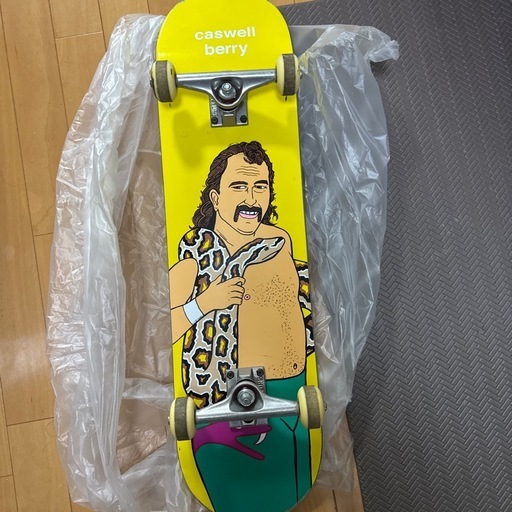 スケートボード　スケボー　板