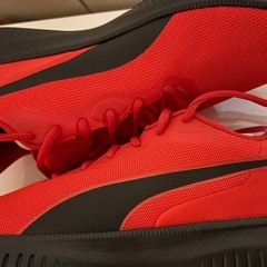 プーマのスニーカーの画像