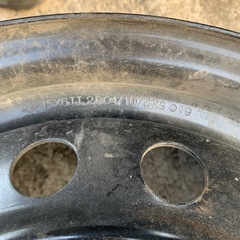 トヨタ　鉄ホイール　エスクワィアに履かせていましたの画像