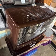 
反射式石油ストーブ BXシリーズ ブラウンメタリック BX-2224Y [木造6畳まで /コンクリート8畳まで /反射式] コロナ　反射式石油ストーブ BXシリーズ ブラウンメタリック BX-2224Y [木造6畳まで /コンクリート8畳まで /反射式]の画像