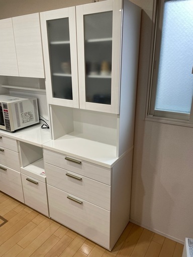 ニトリ キッチンボード ２台セット 3枚扉 2枚扉